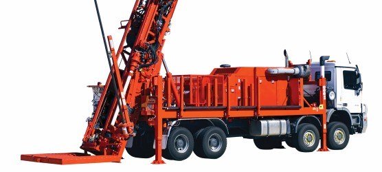 Sandvik DE881 Multi-purpose exploration drill rig